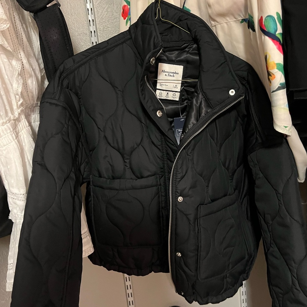 Abercrombie & Fitch Black Bomber Jacket - size xs